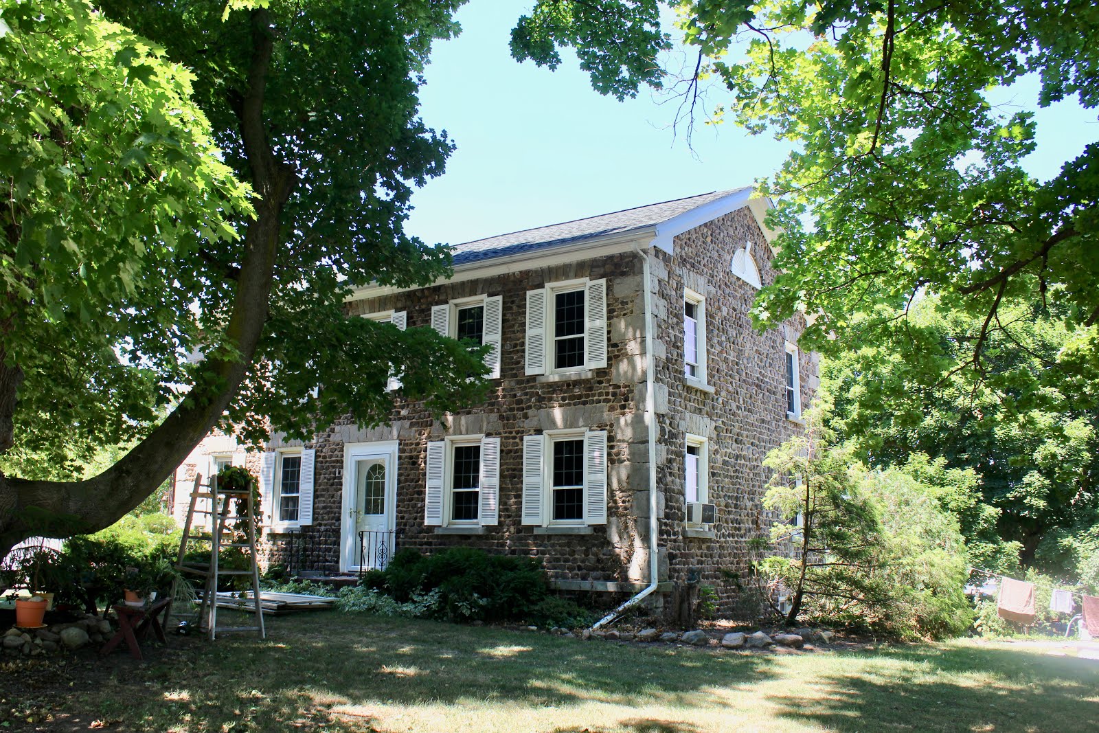 Royalton 9065 Chestnut Ridge Road